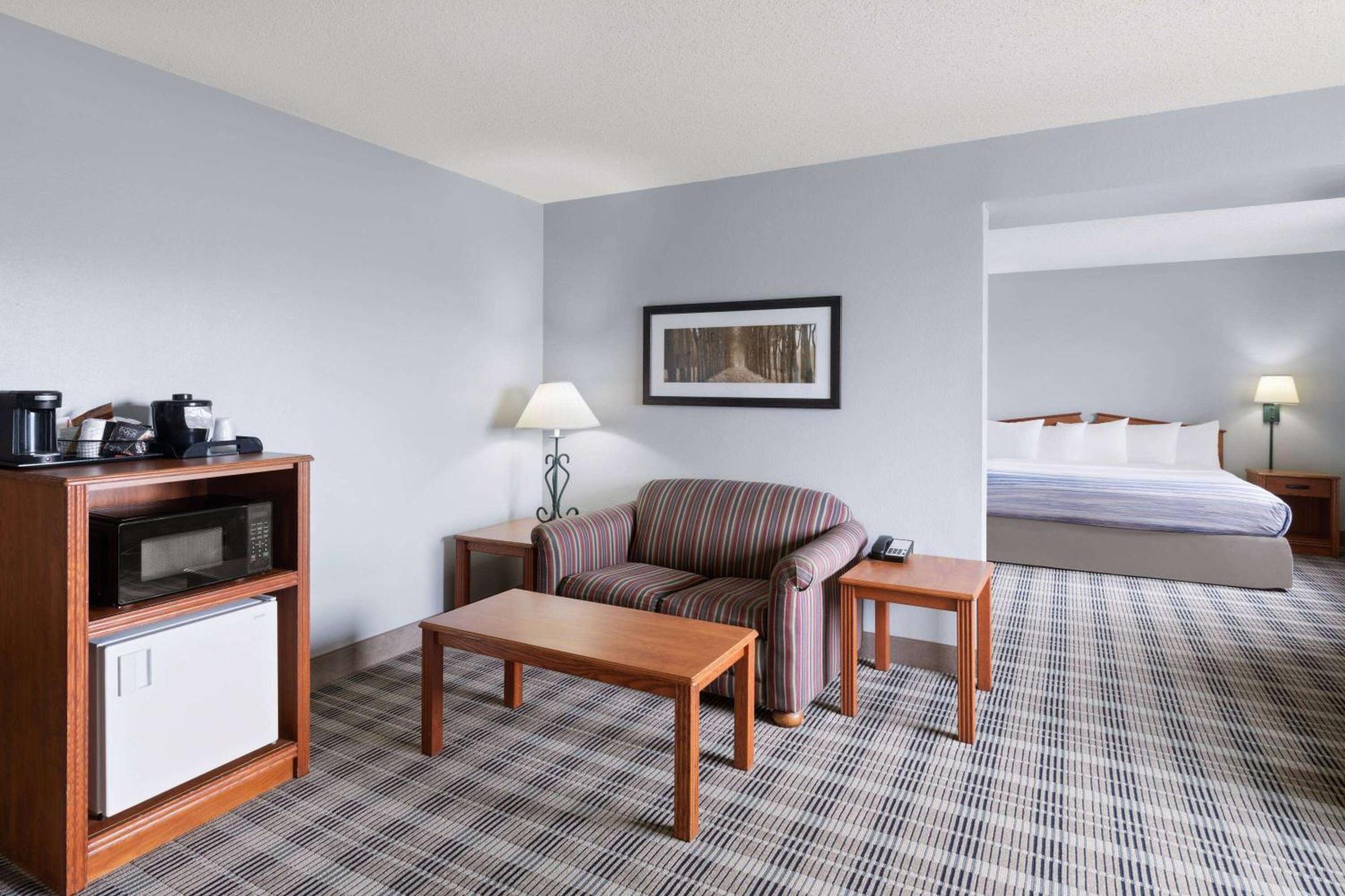 Americinn By Wyndham Stuart Ngoại thất bức ảnh