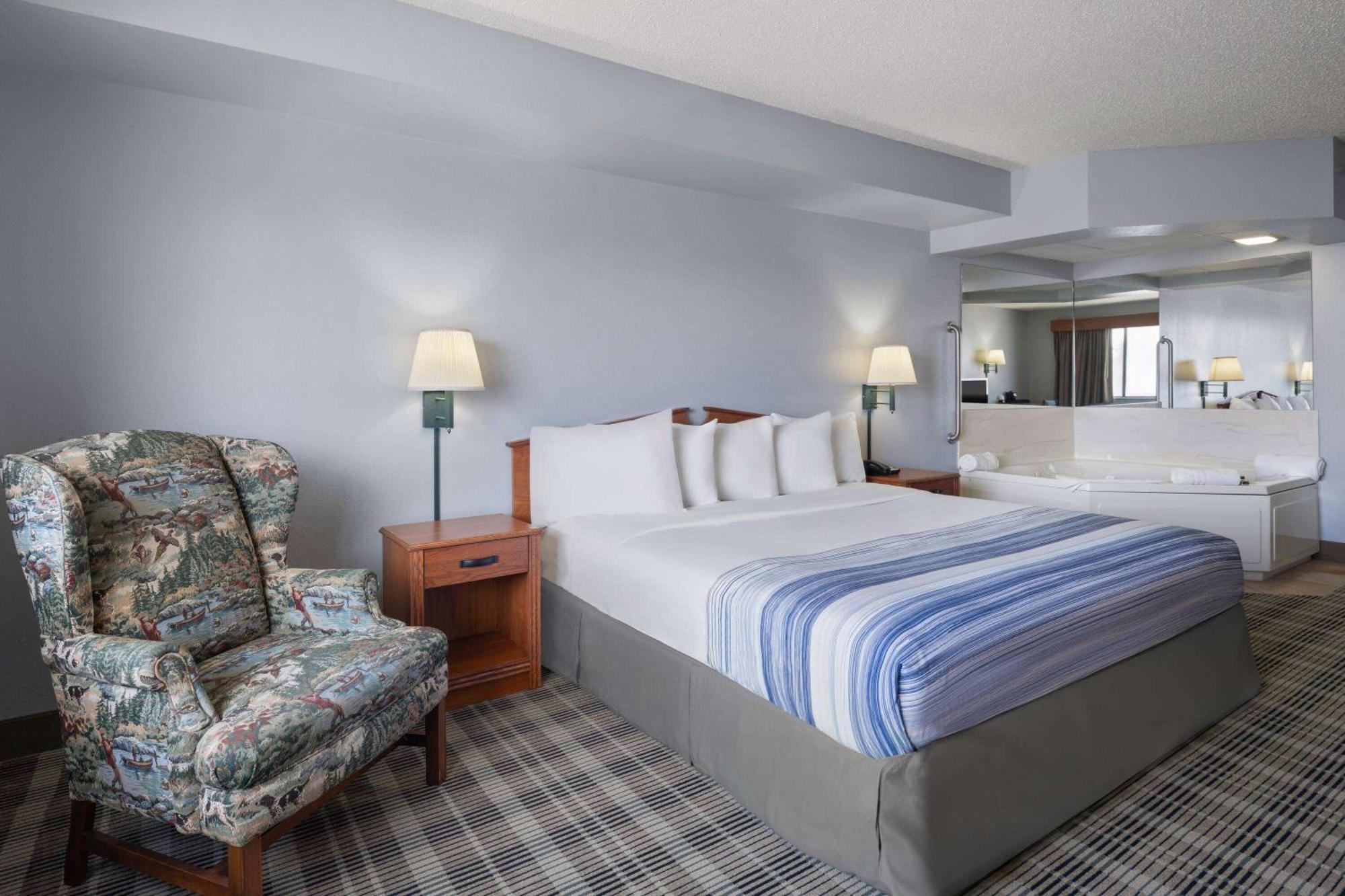 Americinn By Wyndham Stuart Ngoại thất bức ảnh