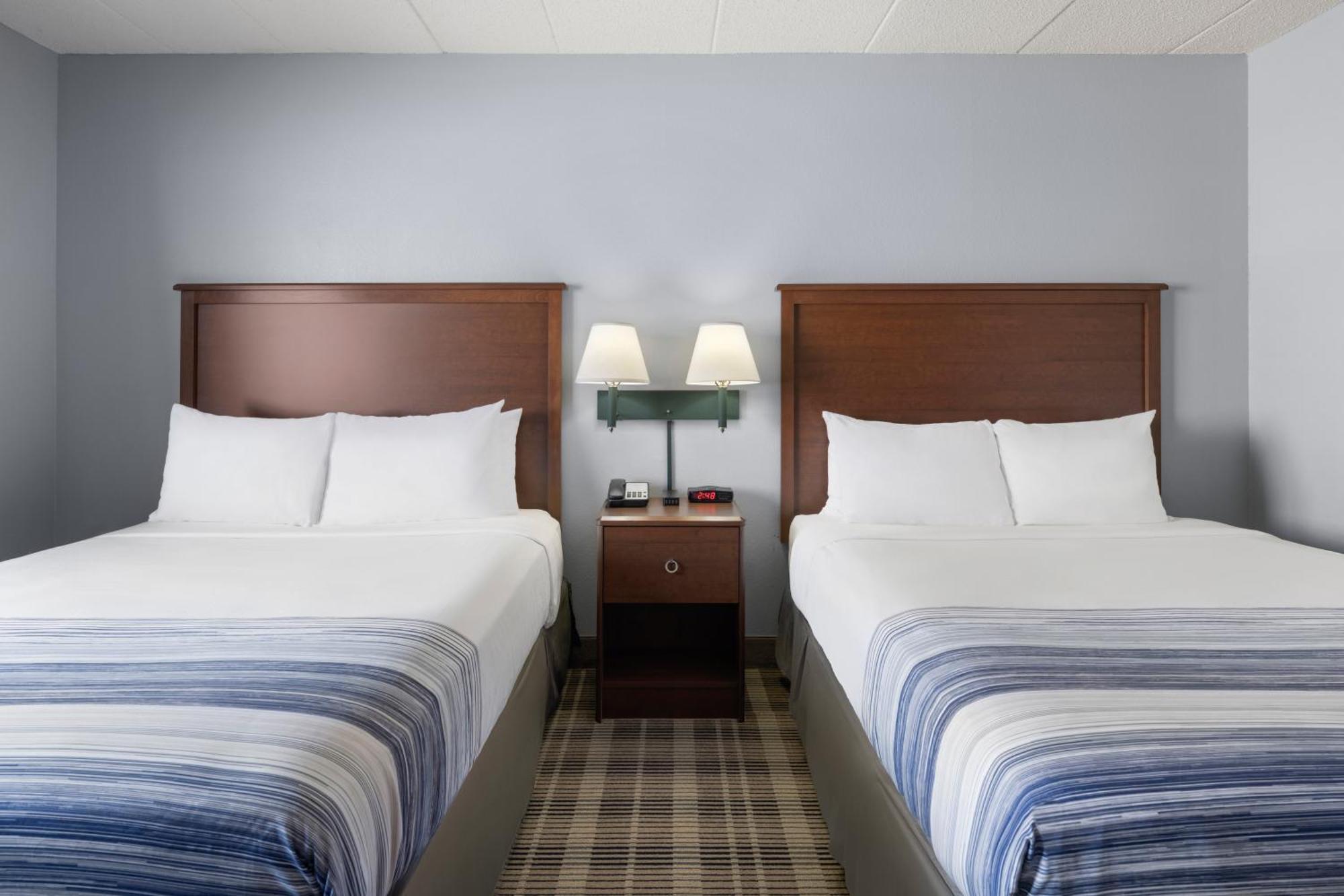 Americinn By Wyndham Stuart Ngoại thất bức ảnh